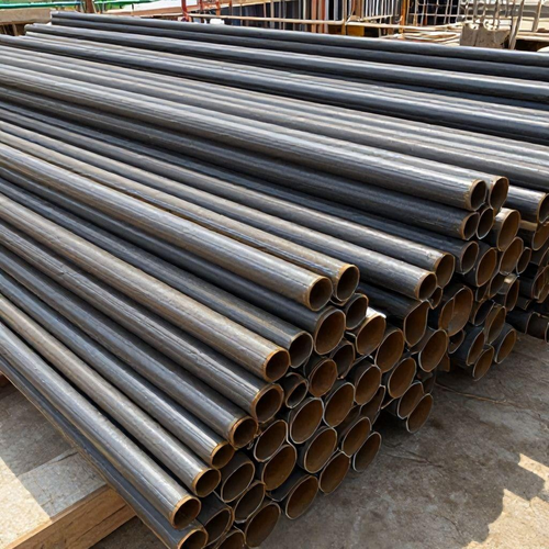 Tubos de Aço na Indústria e Construção: Vantagens e Aplicações Essenciais