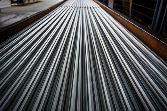 Vantagens do Tubo de Aço Inox Trefilado para Aplicações Industriais Modernas